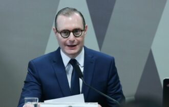 Nomeação de Cristiano Zanin como ministro do STF é publicada no DOU