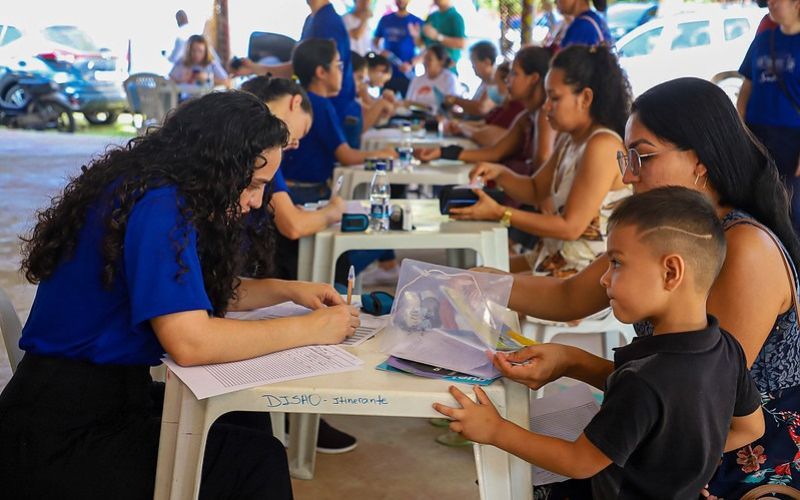 Indígenas gestantes e puérperas recebem por ação social de saúde em Manaus