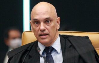 Houve estrutura para desviar presentes no governo Bolsonaro, diz Moraes