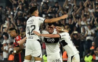 Veja os três gols que eliminaram o Flamengo da Libertadores