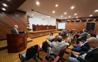 Érico Desterro ministra palestra sobre inelegibilidade para membros do MP