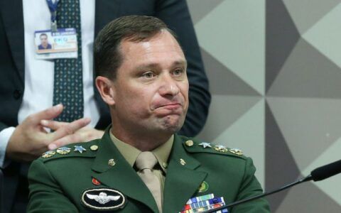 Mauro Cid vai revelar que negociou joias a mando de Bolsonaro, diz defesa