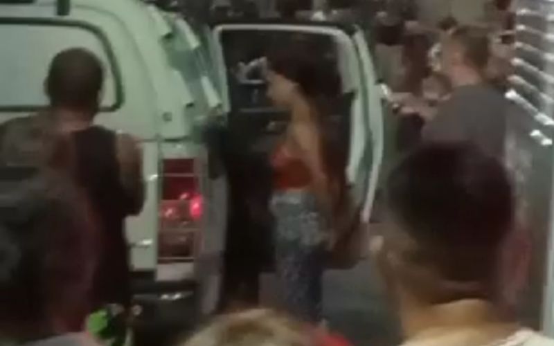 Cansada de apanhar, mulher mata o marido a facadas em Manaus; veja vídeos