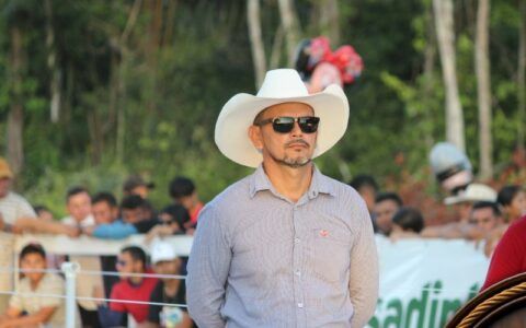 Jander Barreto contrata empresa por quase R$ 5 milhões para abrir ramais