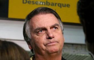 Bolsonaro silencia sobre joias ao depor à Polícia Federal