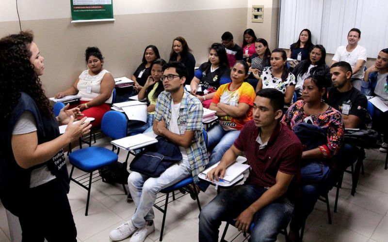 Escola do Legislativo abre inscrições para cursos gratuitos presenciais