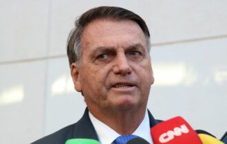 Bolsonaro é internado para exames de rotina em hospital de São Paulo