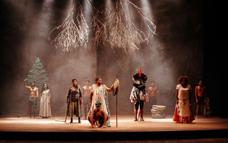 ‘A Maravilhosa História do Sapo Tarô Bequê’ é destaque no Teatro Amazonas