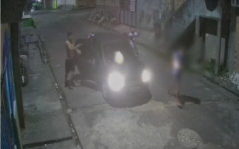 Vídeo: Homem é morto a tiros após ser cercado por criminosos