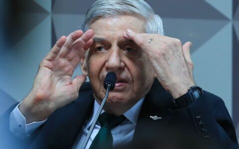 Heleno e Paulo Sergio são presos para cumprir pena por trama golpista