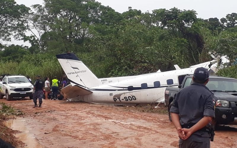 Ao menos 12 pessoas morrem em acidente de avião no AM