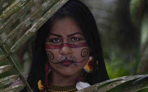Djuena Tikuna cancela show no '#SouManaus 2023'