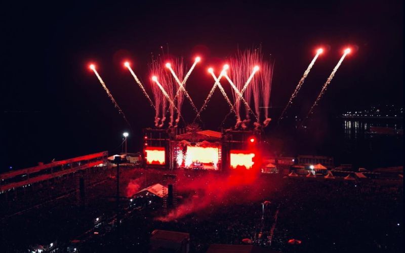 Shows de luzes, fogos, paraquedistas e David Guetta agitam 1ª noite do ‘#SouManaus’