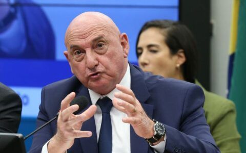 Oposição quer prisão de general G. Dias após depoimento na CPMI do 8 de Janeiro