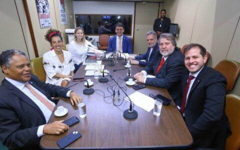Parecer da minirreforma eleitoral será analisado nesta segunda-feira