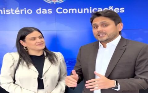 Irmã de ministro das Comunicações é alvo de operação da PF