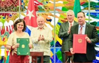 Brasil assina acordo com Cuba para ampliar tecnologia nos dois países