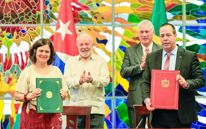 Brasil assina acordo com Cuba para ampliar tecnologia nos dois países