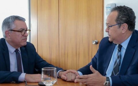 Republicanos se reaproxima de governo Lula; Silas e Adail negam