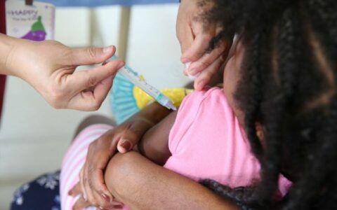 Reconstruir a confiança das pessoas na vacinação é um desafio, afirma Nísia