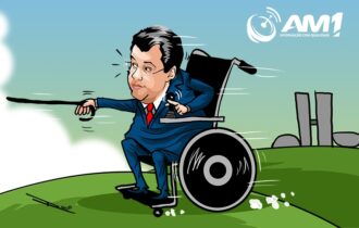 Há 1 mês, Eduardo Braga se vira com o auxílio de cadeira de rodas e bengala