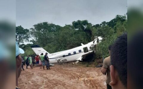 Corpos de vítimas de acidente aéreo em Barcelos chegam a Manaus hoje