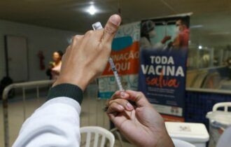 Vacina contra covid-19 recebe investimento milionário do BNDES