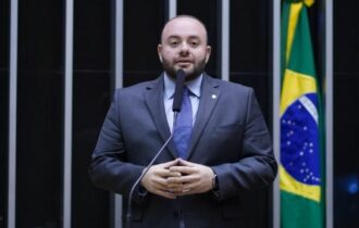 Fausto Jr. engrossa coro na Câmara contra ação do Ibama no AM