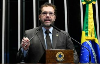 Plínio diz 'sim' ao Marco Temporal, considerado retrocesso para indígenas