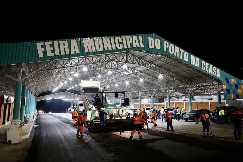 Com nova estrutura, Feira do Porto da Ceasa é entregue pela Prefeitura de Manaus
