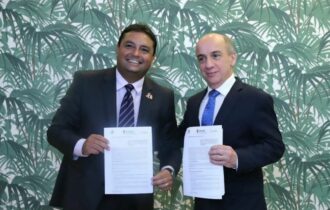 TCE-AM e CMM renovam parceria para programa semanal na Rádio Câmara Manaus