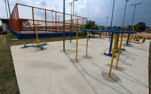 Na semana do aniversário de Manaus, David faz entrega e inaugurações