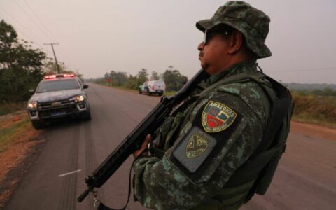 (Fotos: Vicente Silva e Rodrigo Santos/Governo do Amazonas)