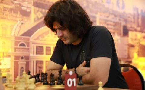 Grande mestre Cubas vence o 'SuperBlitz' no 'Manaus Chess Open'
