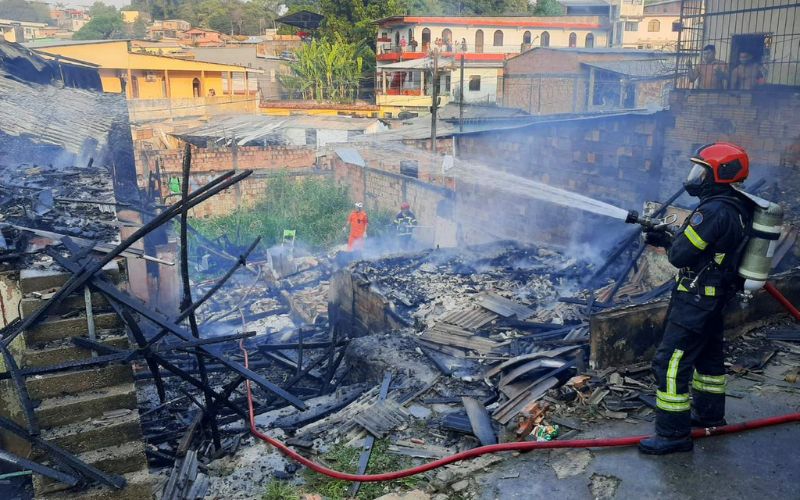 Bombeiros, incêndio,