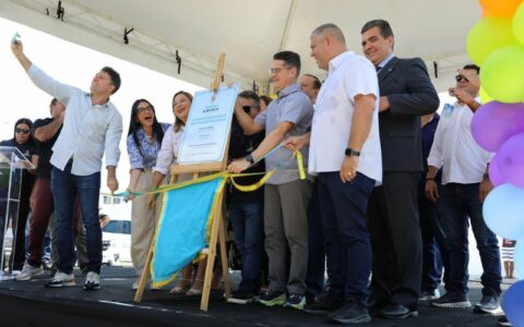 David Almeida inaugura USF Amazonino Mendes na zona Norte