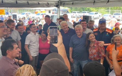 Quem está pensando em política hoje, não está trabalhando por Manaus, diz David