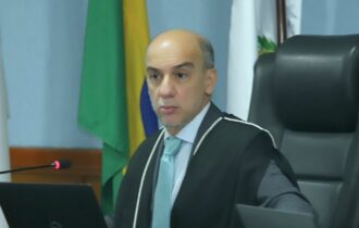Érico Desterro realiza última sessão sob o comando do TCE-AM