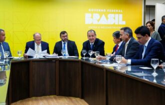 'Nunca tivemos uma resposta tão rápida', diz Omar sobre R$ 650 mi para o AM