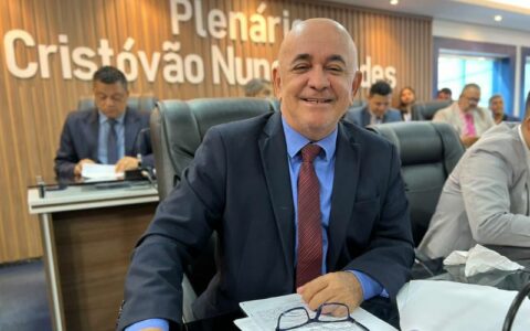 Primo de Beto D'Angelo é condenado a prisão por entrar sem máscara em escola