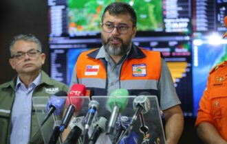 Multas por queimadas no AM já alcançam R$ 17 milhões, diz governador