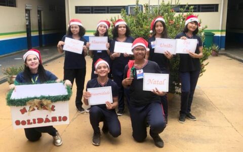 Estudantes organizam campanha para arrecadar alimentos em Itacoatiara
