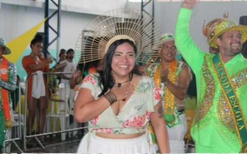 Pré-candidata a prefeita de Manaus, Anne Moura ganha samba-enredo