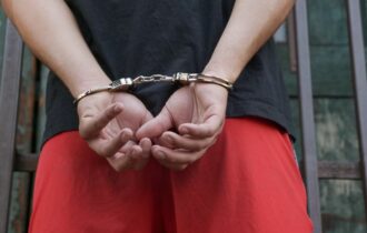 Estado é condenado a indenizar homem preso injustamente no AM