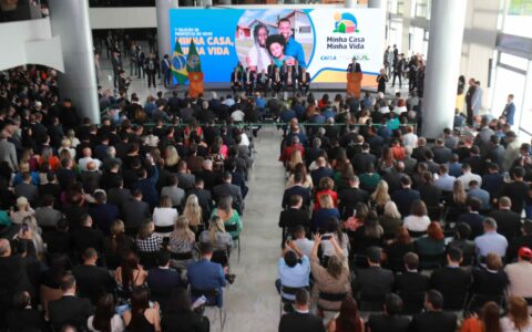 Wilson anuncia subsídio de R$ 20 mil por unidade para financiamento de imóveis populares