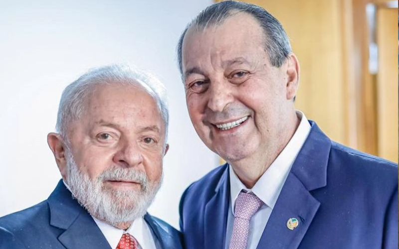 Omar reúne com Lula às vésperas de a reforma tributária ser analisada no Senado