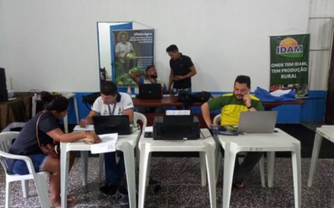 Pescadores de Novo Aripuanã recebem R$ 21 mil em crédito rural