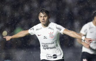 Corinthians vence e dá passo importante para fugir do rebaixamento