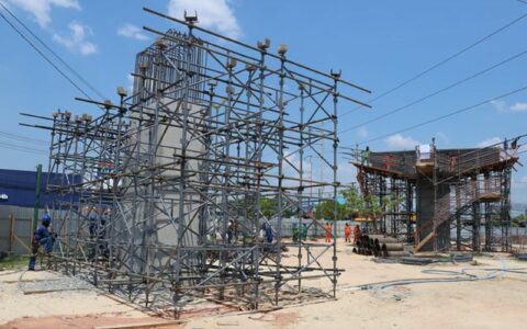 Complexo viário Rei Pelé ganha forma com 54 estacas concretadas