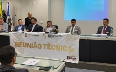 Grupo coordenado por Sinésio vai pedir que Aleam autorize garimpo no AM